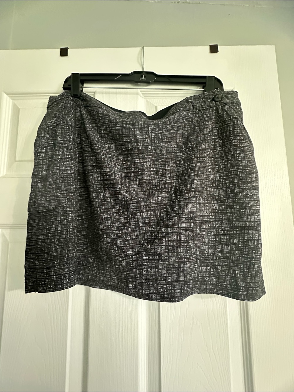 Columbia Black Textured Mini Skort